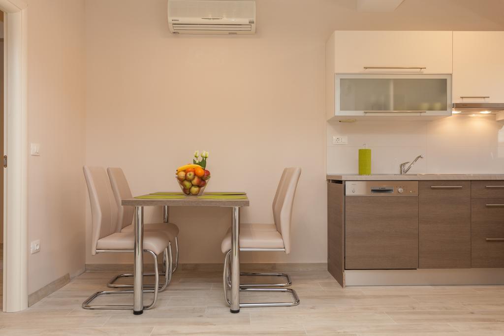 Apartments Alice Rovinj Rum bild