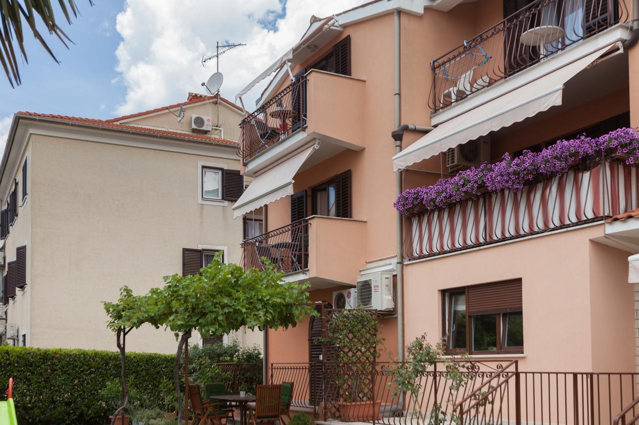 Apartments Alice Rovinj Exteriör bild